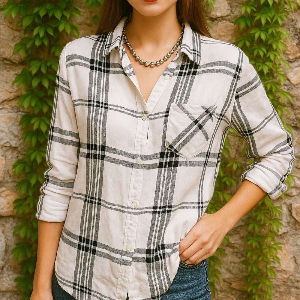 RAILS White and Black Plaid Flannel Button-Front Top, S